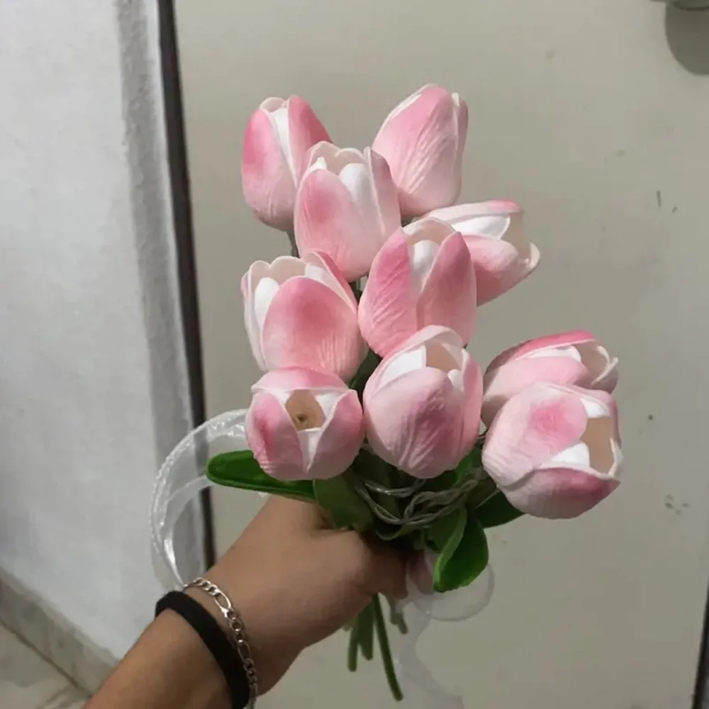 2x White Tulip Lamp, a Lasting Alternative to Expensive Bouquets!